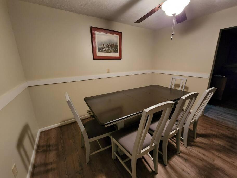 Pikeville Spacious Family Farmhouse מראה חיצוני תמונה