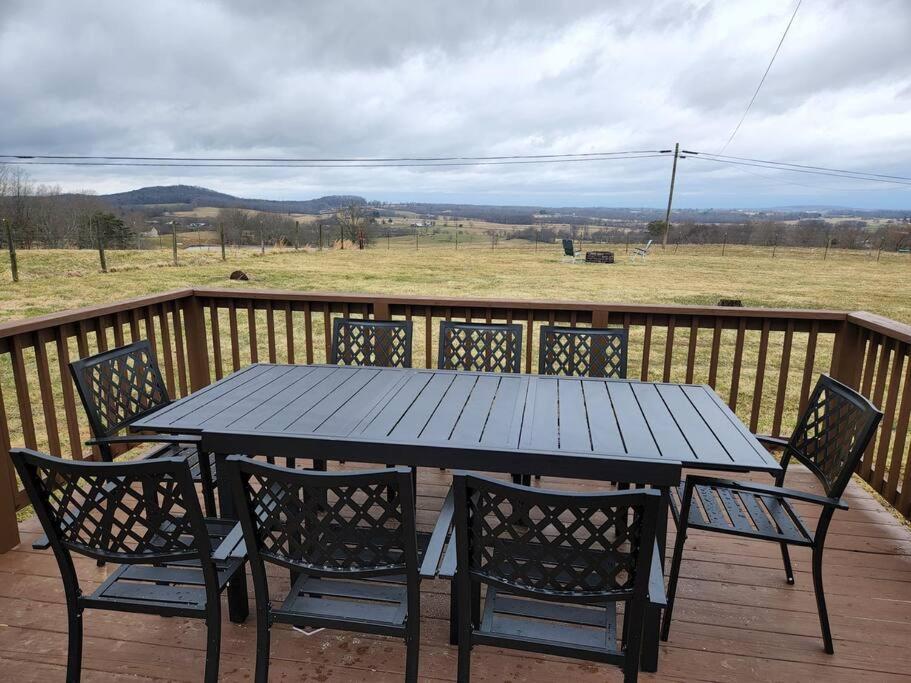 Pikeville Spacious Family Farmhouse מראה חיצוני תמונה