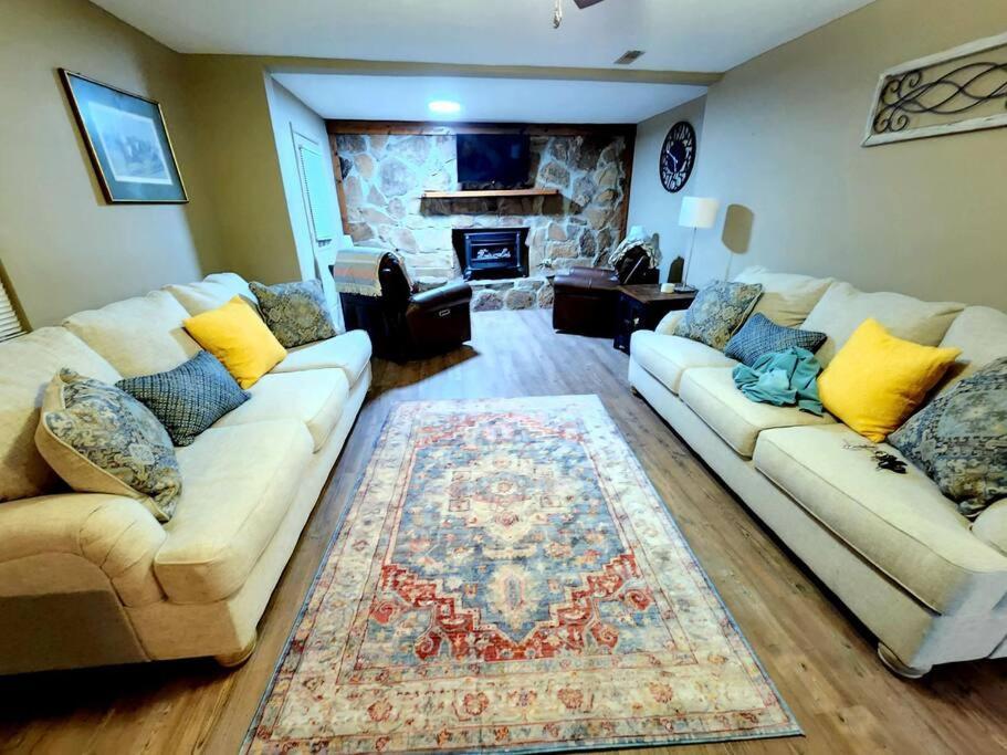 Pikeville Spacious Family Farmhouse מראה חיצוני תמונה